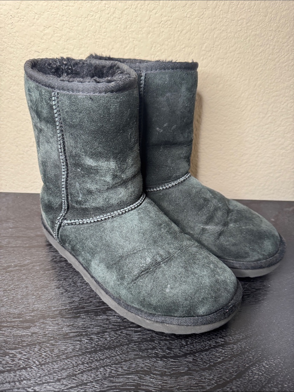 UGG Classic Black Short Shearling Black Suede Boots Size 8